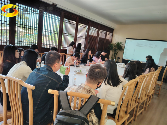 專業(yè)英語翻譯|專業(yè)英語翻譯|翻譯之路，砥礪前行，共繪未來藍圖